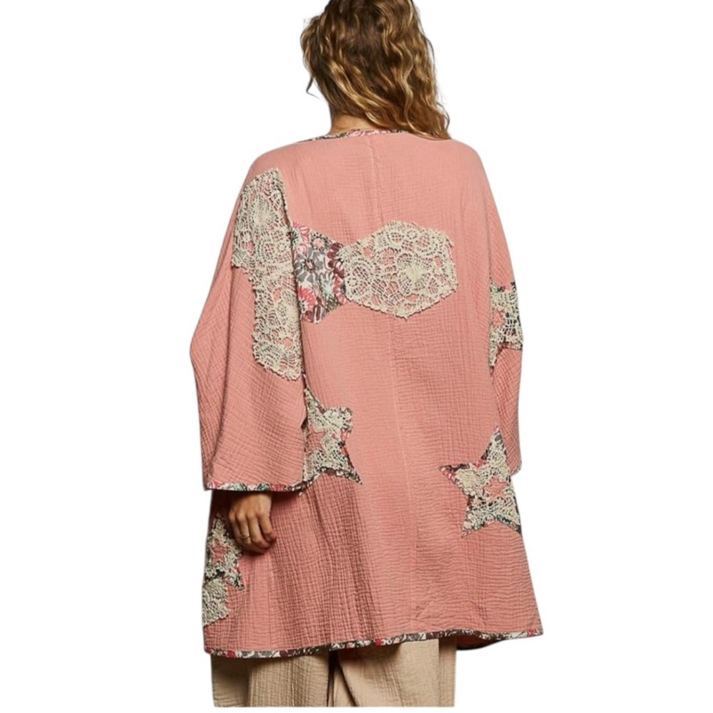 🌸POL Small Flamingo Pink Kimono Style Jacket with Lace Accents Floral Trim P006 - Picture 2 of 8